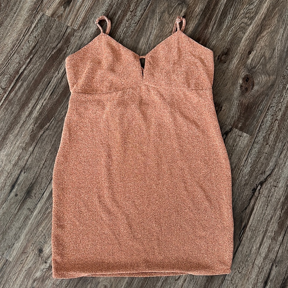 Rose gold / pink metallic body con dress